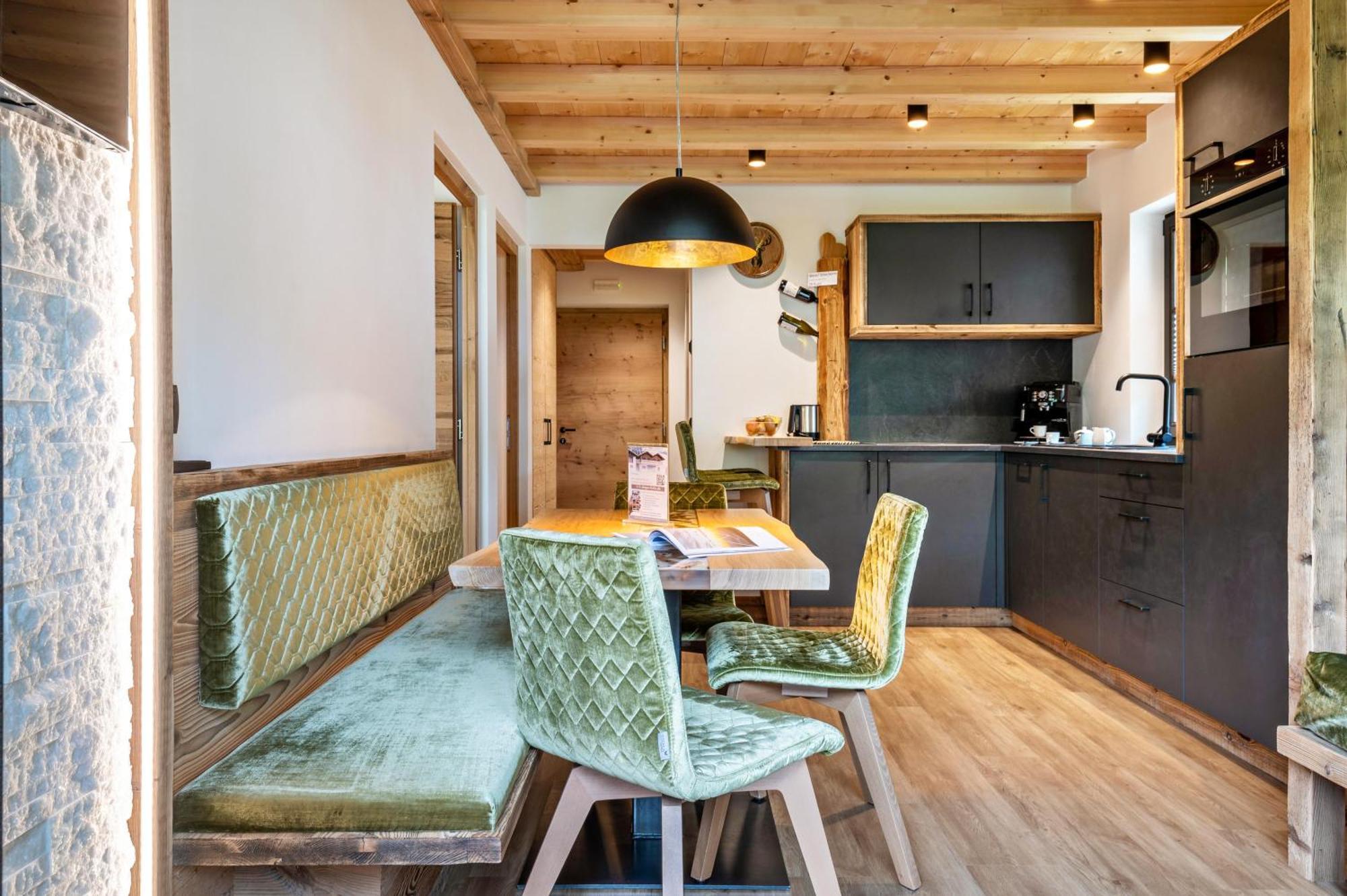 Blosegghof Bergchalets Waldblick ราชีเนส ภายนอก รูปภาพ